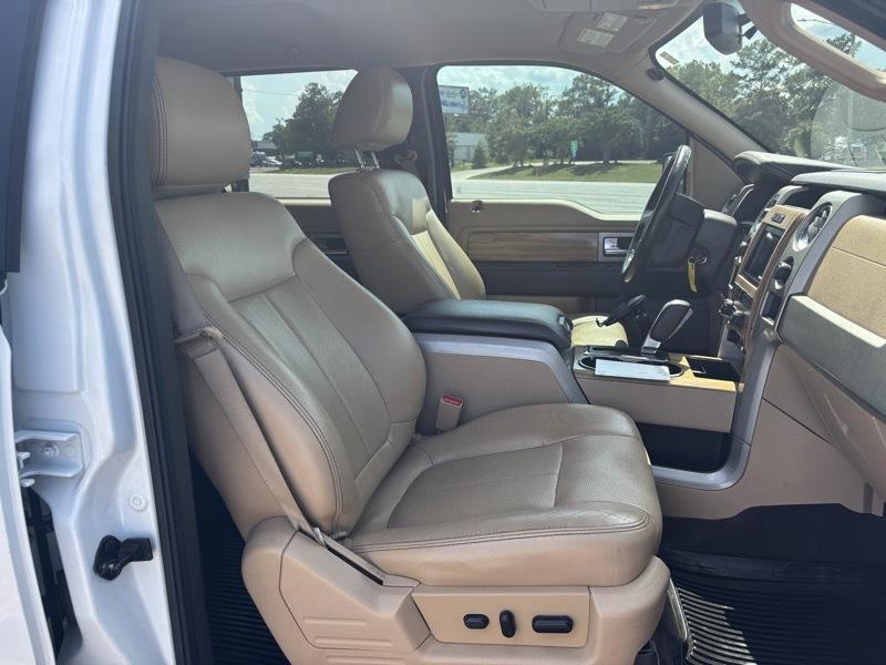 Ford F-150 4WD SuperCrew 139" Lariat 2011