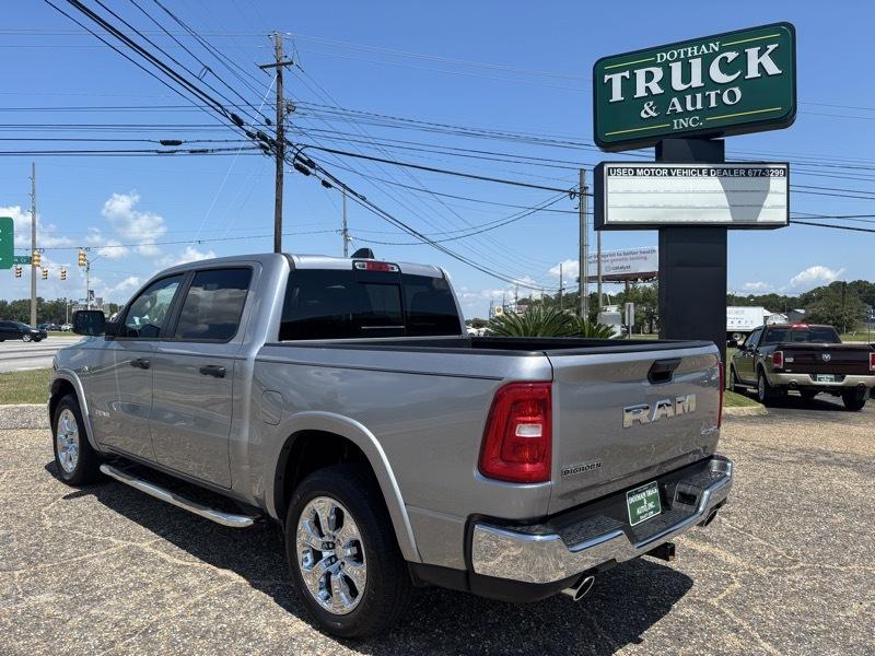 RAM 1500 Big Horn Crew Cab SWB 4WD 2026