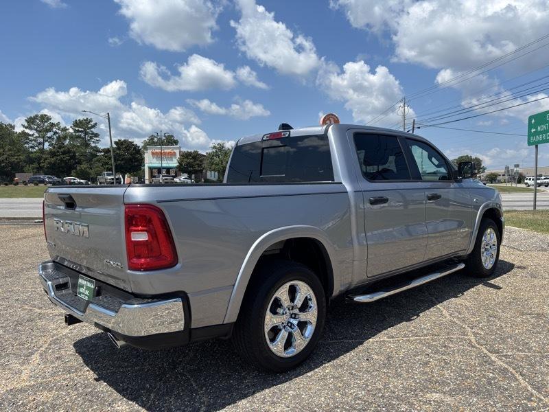 RAM 1500 Big Horn Crew Cab SWB 4WD 2026