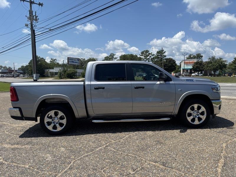 RAM 1500 Big Horn Crew Cab SWB 4WD 2026