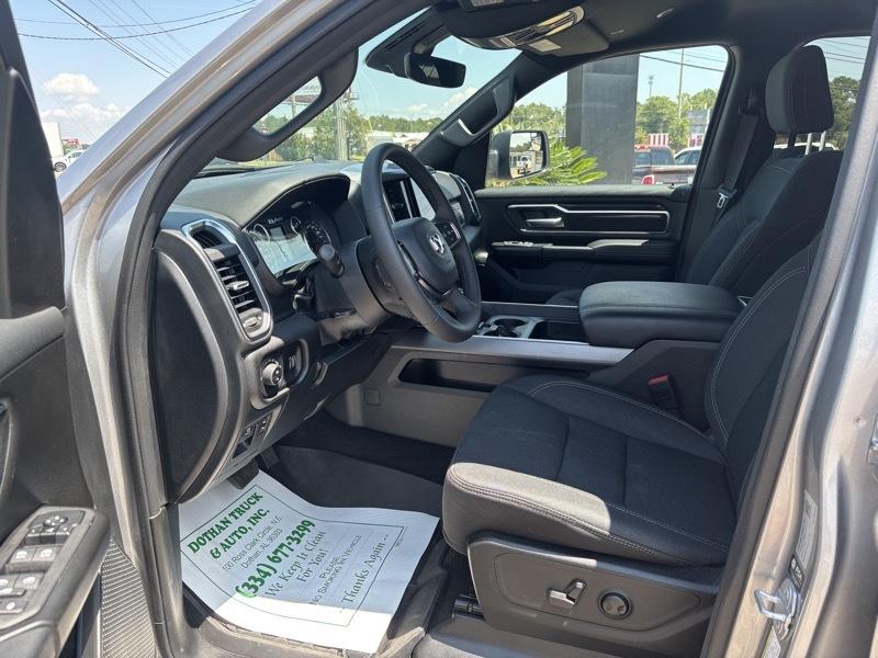 RAM 1500 Big Horn Crew Cab SWB 4WD 2026