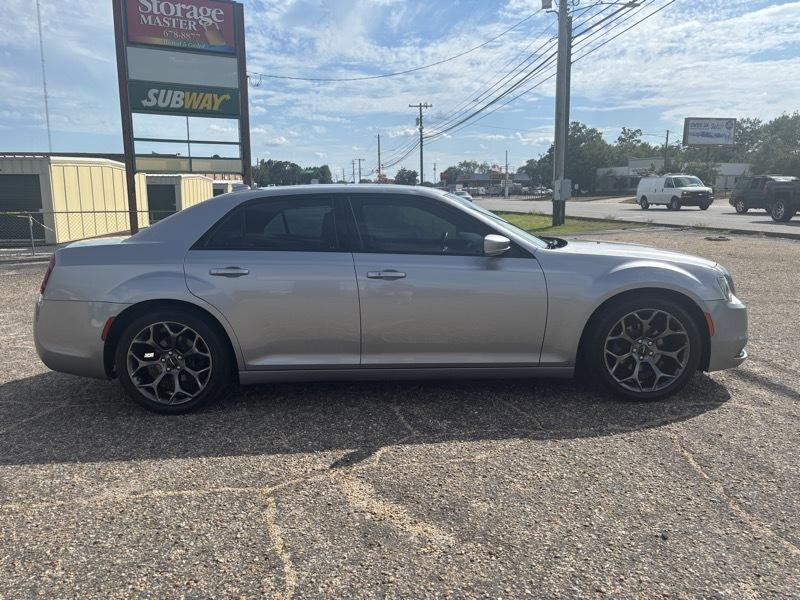 Chrysler 300 S V6 RWD 2016