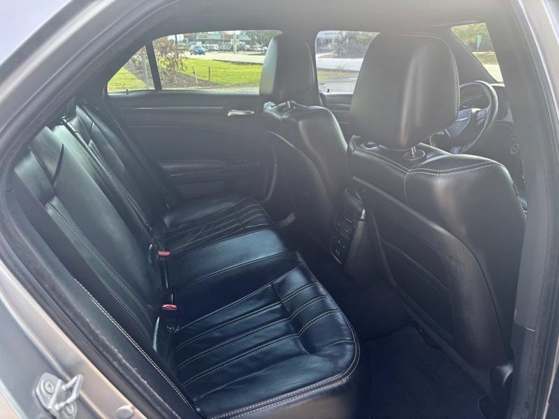 Chrysler 300 S V6 RWD 2016