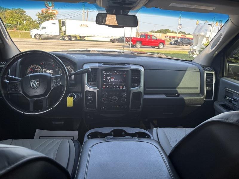 RAM 3500 SLT Crew Cab LWB 4WD DRW 2018