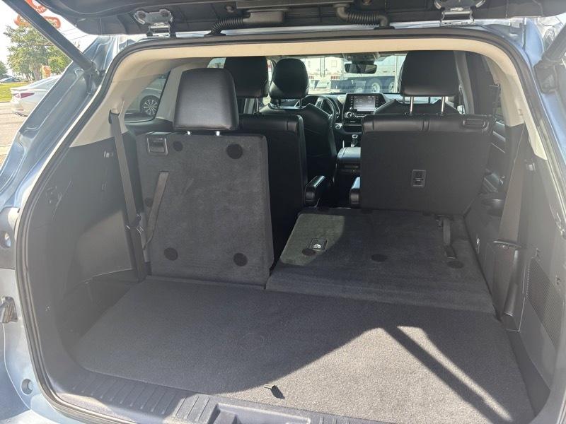 Toyota Highlander XLE FWD V6 2021