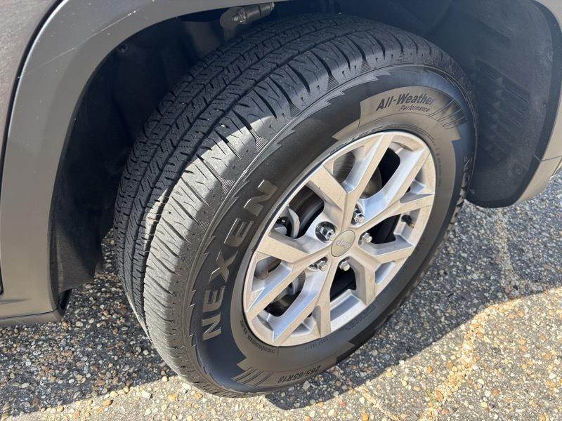 Jeep Grand Cherokee L Limited 4WD 2022
