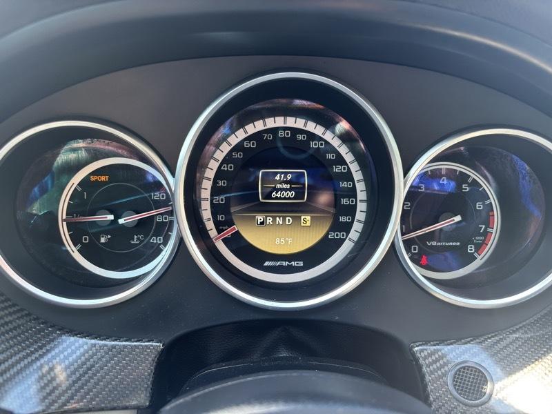Mercedes-Benz CLS-Class CLS63 AMG 2012