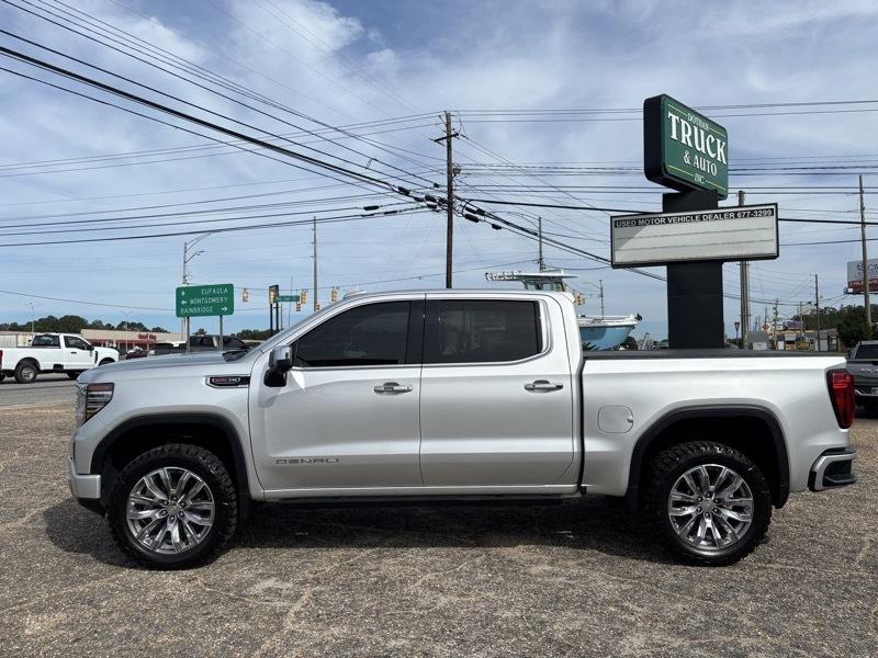 GMC Sierra 1500 Denali Crew Cab Short Box 4WD 2022