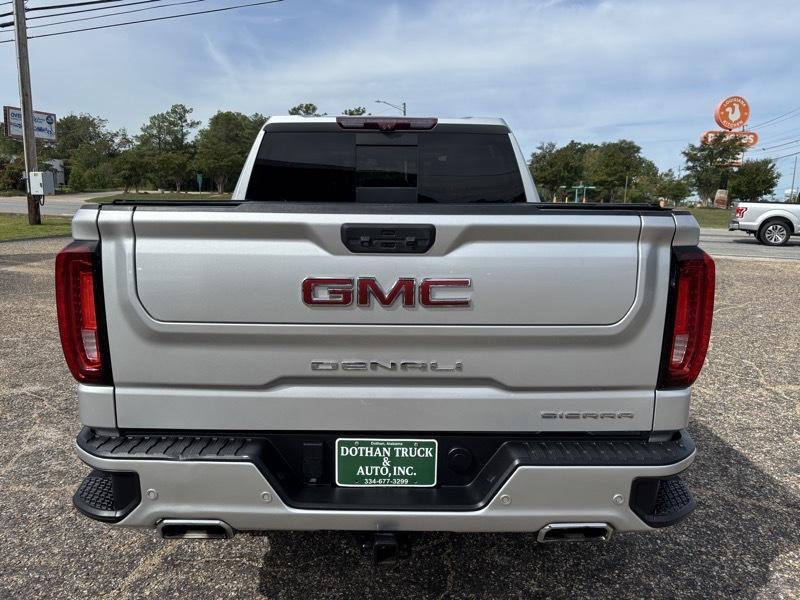 GMC Sierra 1500 Denali Crew Cab Short Box 4WD 2022