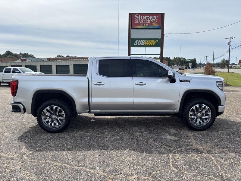 GMC Sierra 1500 Denali Crew Cab Short Box 4WD 2022