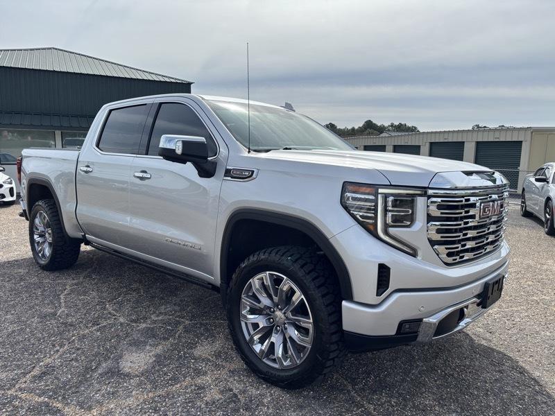 GMC Sierra 1500 Denali Crew Cab Short Box 4WD 2022