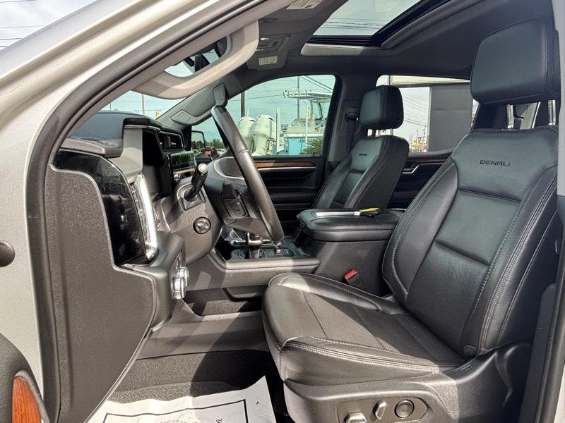 GMC Sierra 1500 Denali Crew Cab Short Box 4WD 2022