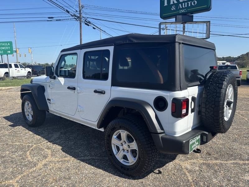 Jeep Wrangler Unlimited Sport 2021