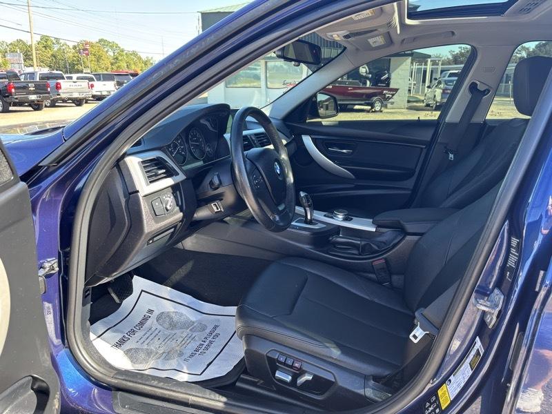 BMW 3-Series 320i xDrive Sedan 2018