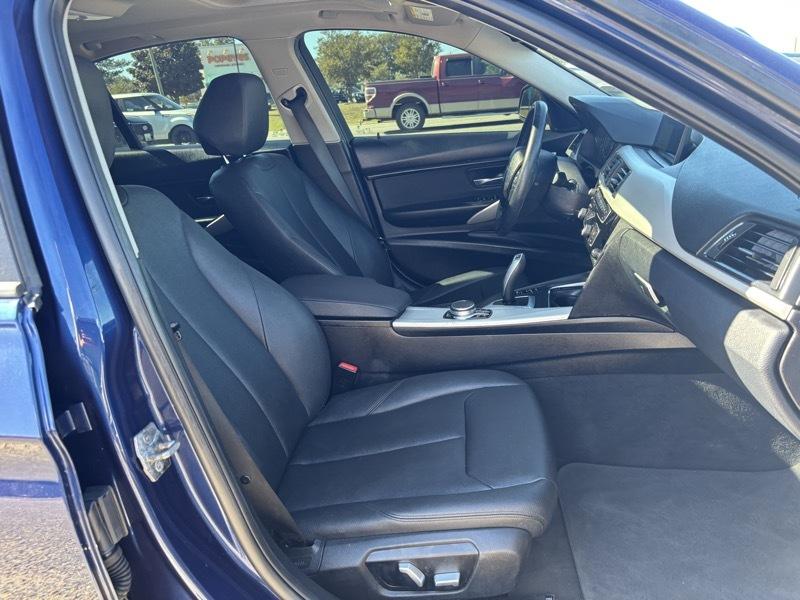 BMW 3-Series 320i xDrive Sedan 2018