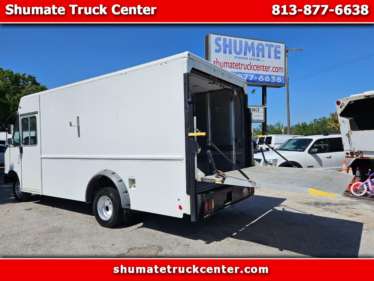 2013 Ford E-350 Stepvan