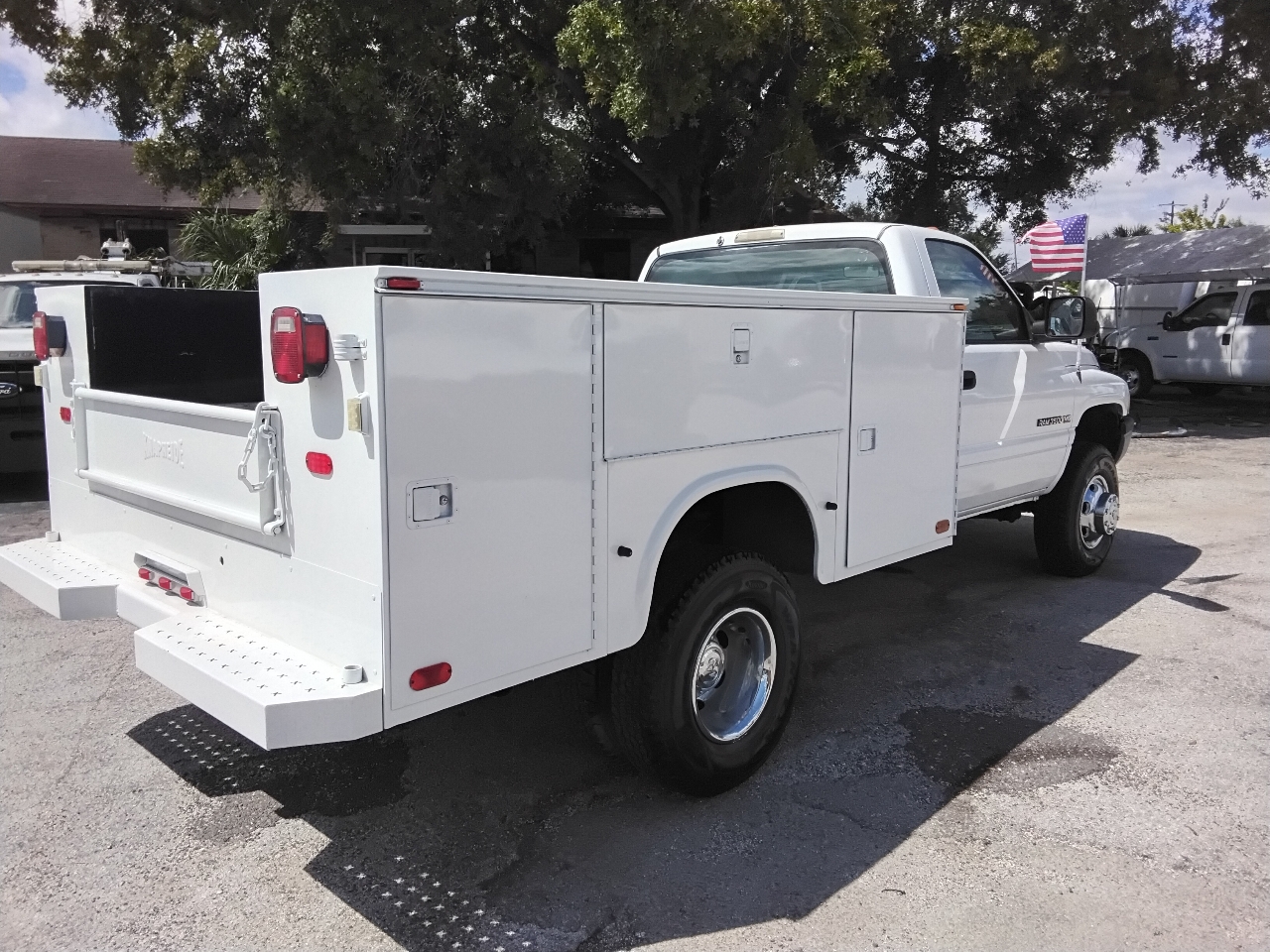 2001 Dodge Ram Chassis Cab 3500 photo 4