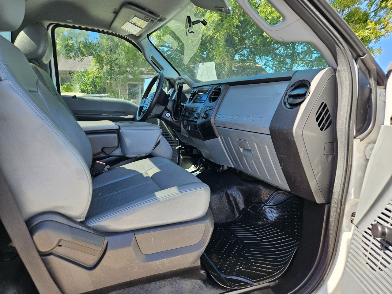 Ford F-350 Reg. Cab 4WD 2014 Ford F-350 Reg. Cab 4WD 2014