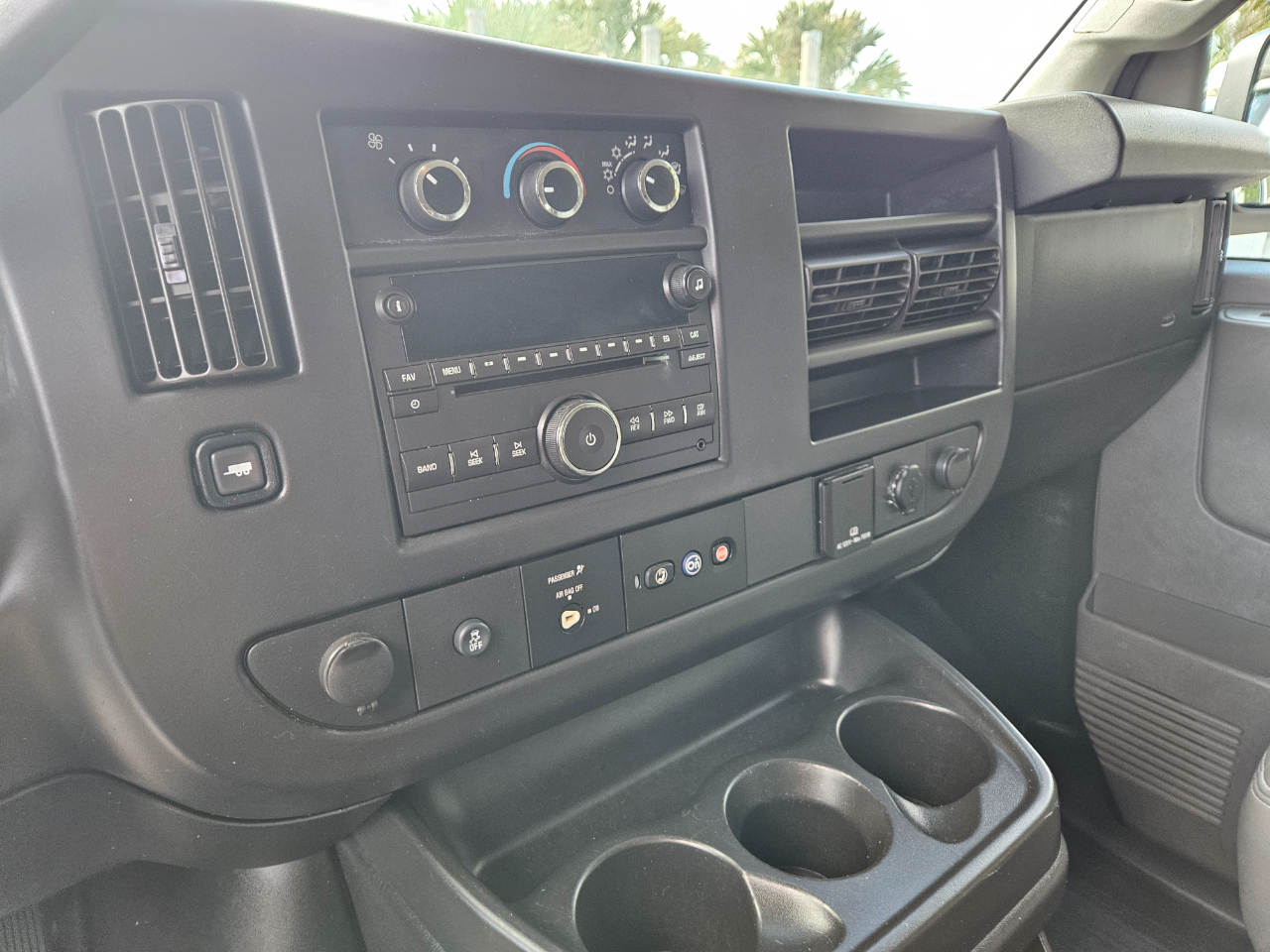 Chevrolet Express 3500  2017 Chevrolet Express 3500  2017