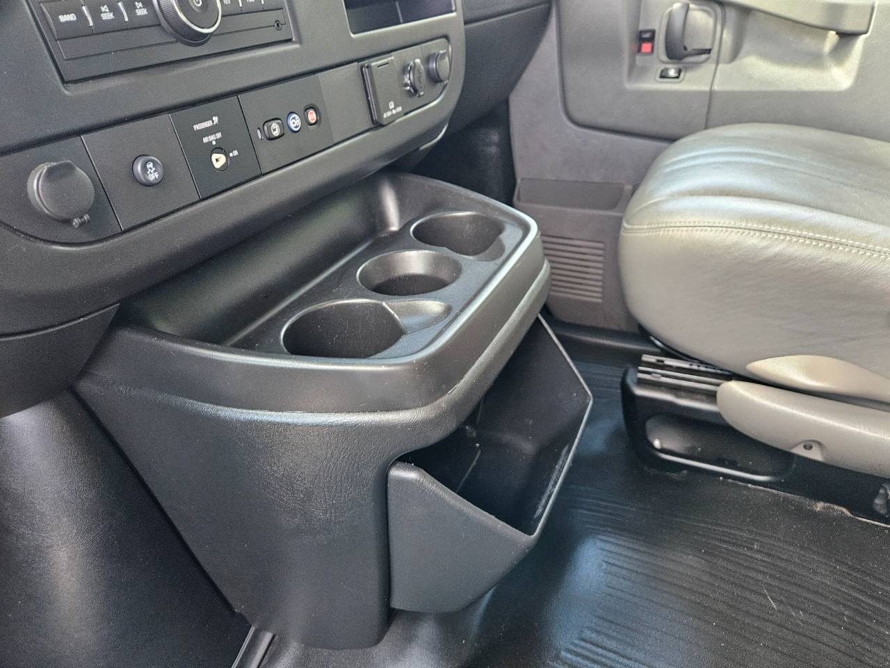 Chevrolet Express 3500  2017 Chevrolet Express 3500  2017