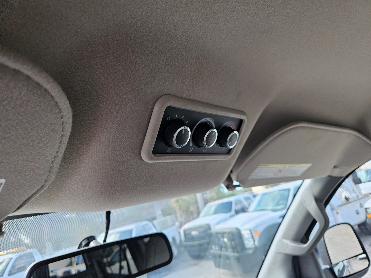 Chevrolet Express 3500  2017 Chevrolet Express 3500  2017