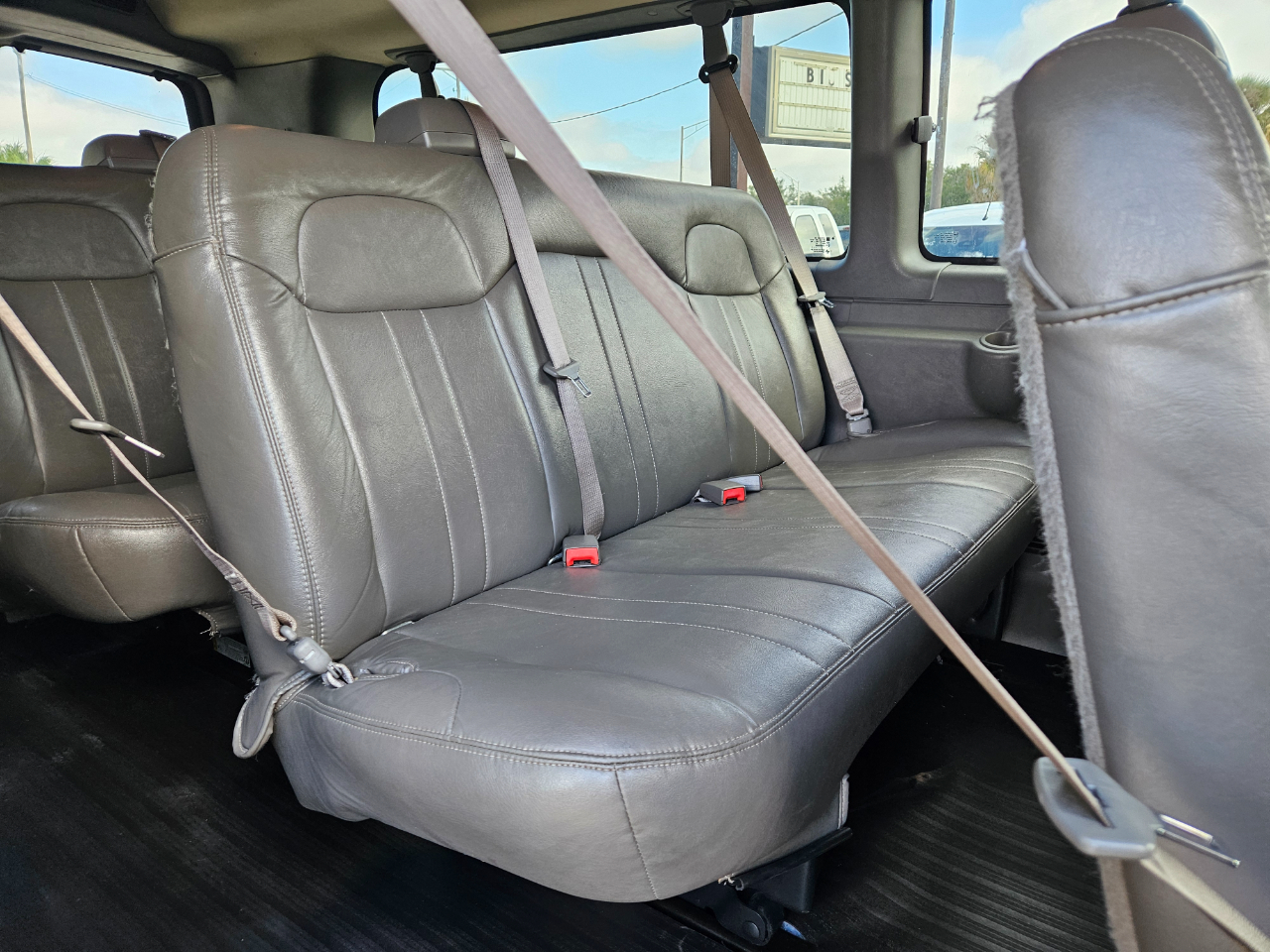 Chevrolet Express 3500  2017 Chevrolet Express 3500  2017