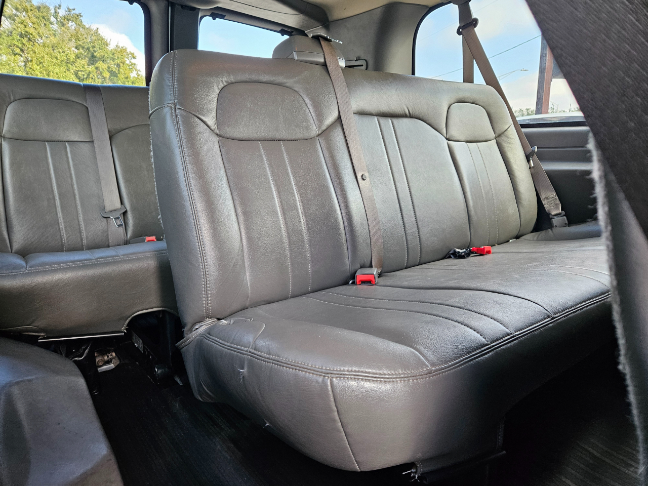 Chevrolet Express 3500  2017 Chevrolet Express 3500  2017