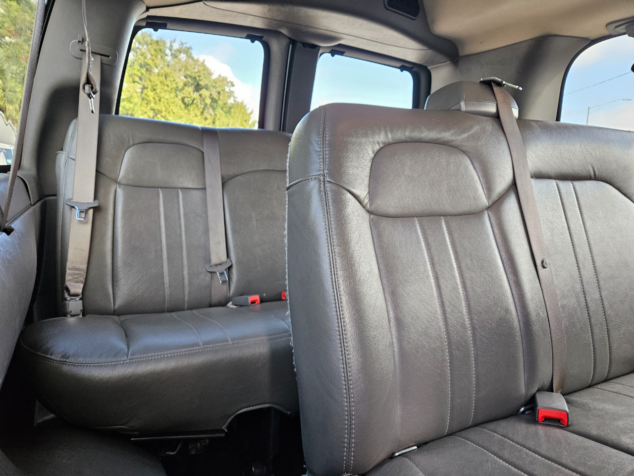 Chevrolet Express 3500  2017 Chevrolet Express 3500  2017