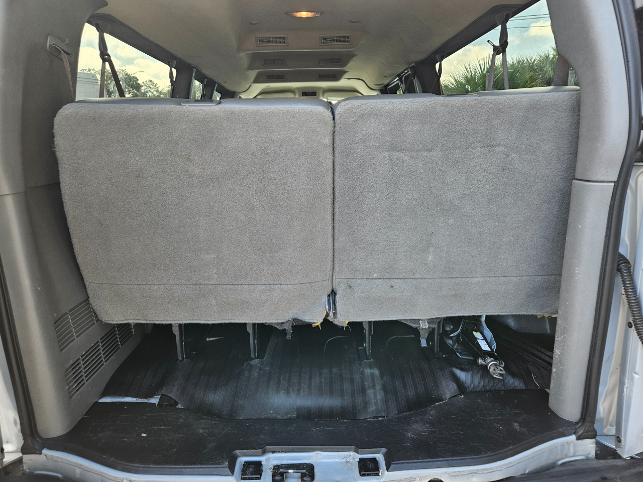 Chevrolet Express 3500  2017 Chevrolet Express 3500  2017