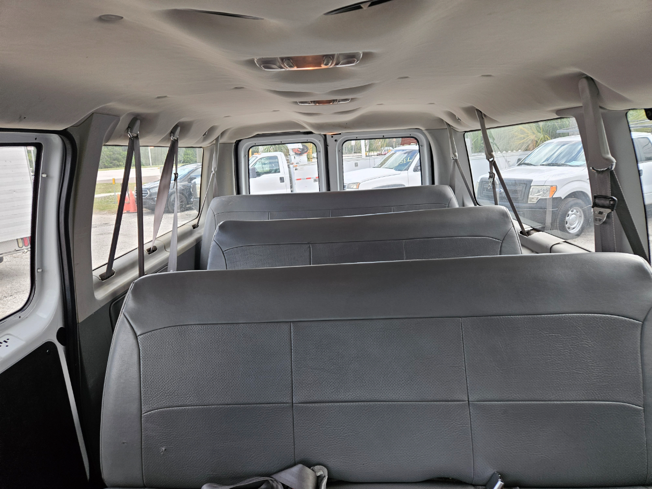 Ford Econoline Wagon  2006 Ford Econoline Wagon  2006