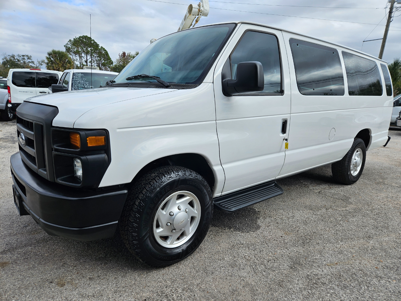Ford Econoline Wagon  2012