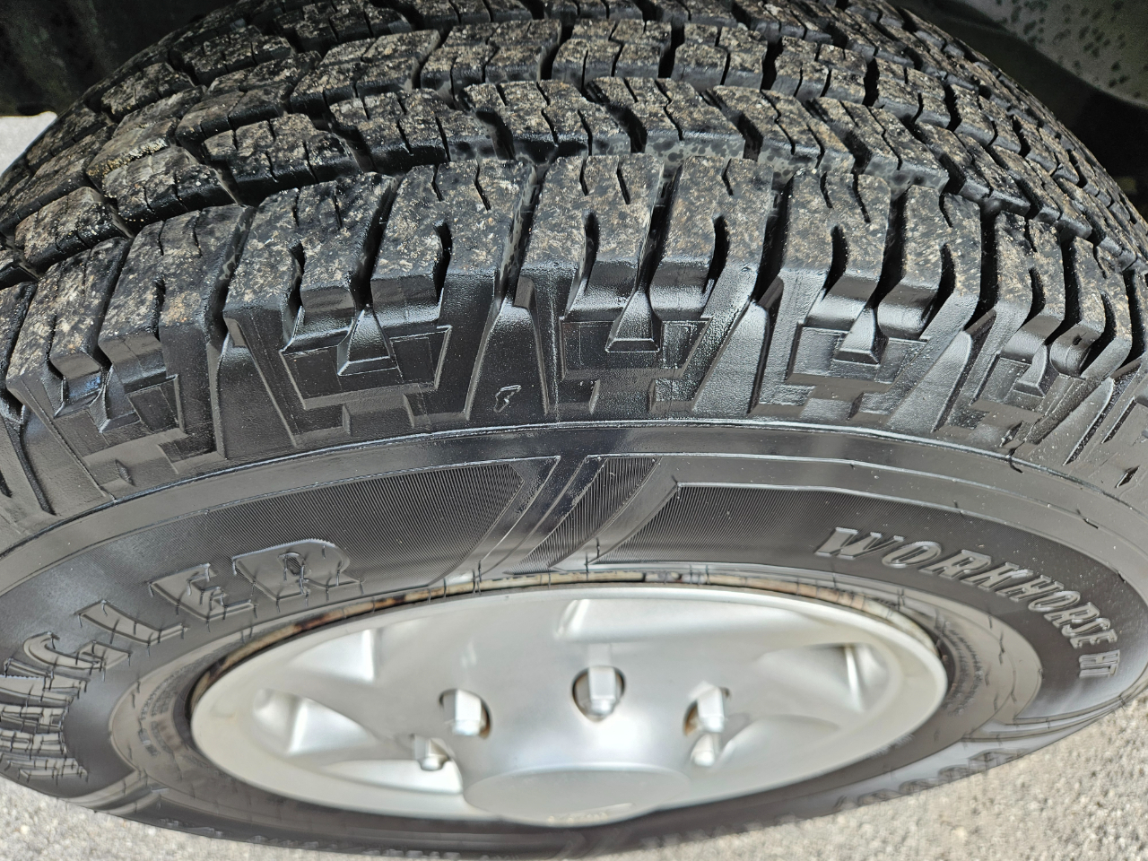 Ford Econoline Wagon  2012