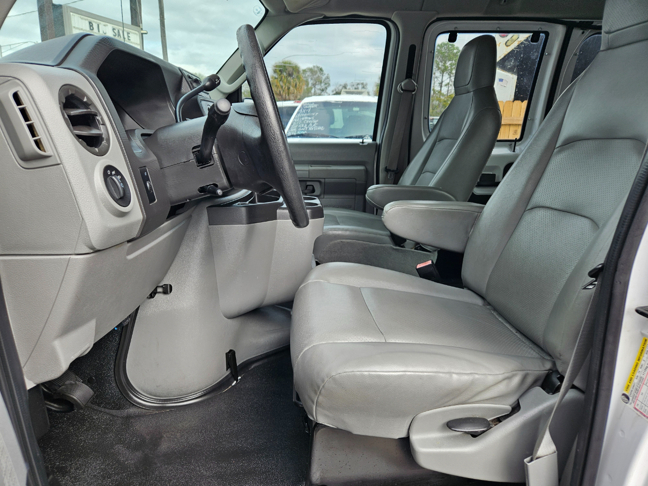 Ford Econoline Wagon  2012