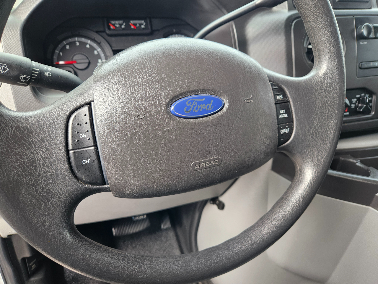 Ford Econoline Wagon  2012