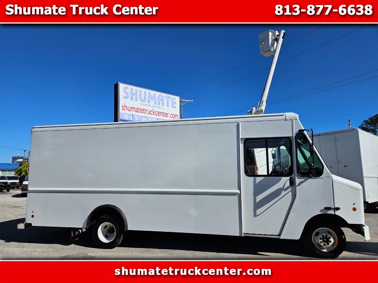 2017 Ford E-350 16 FT. Stepvan