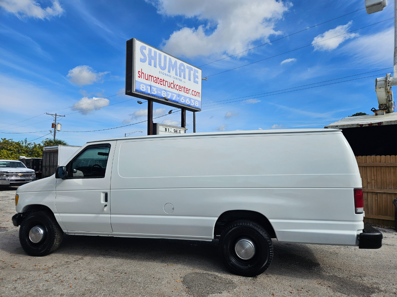 Ford Econoline Cargo E-350 Super Duty Extended 2001