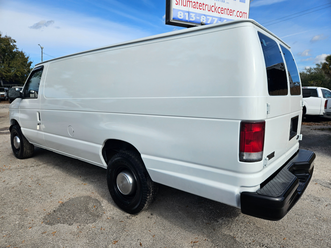 Ford Econoline Cargo E-350 Super Duty Extended 2001