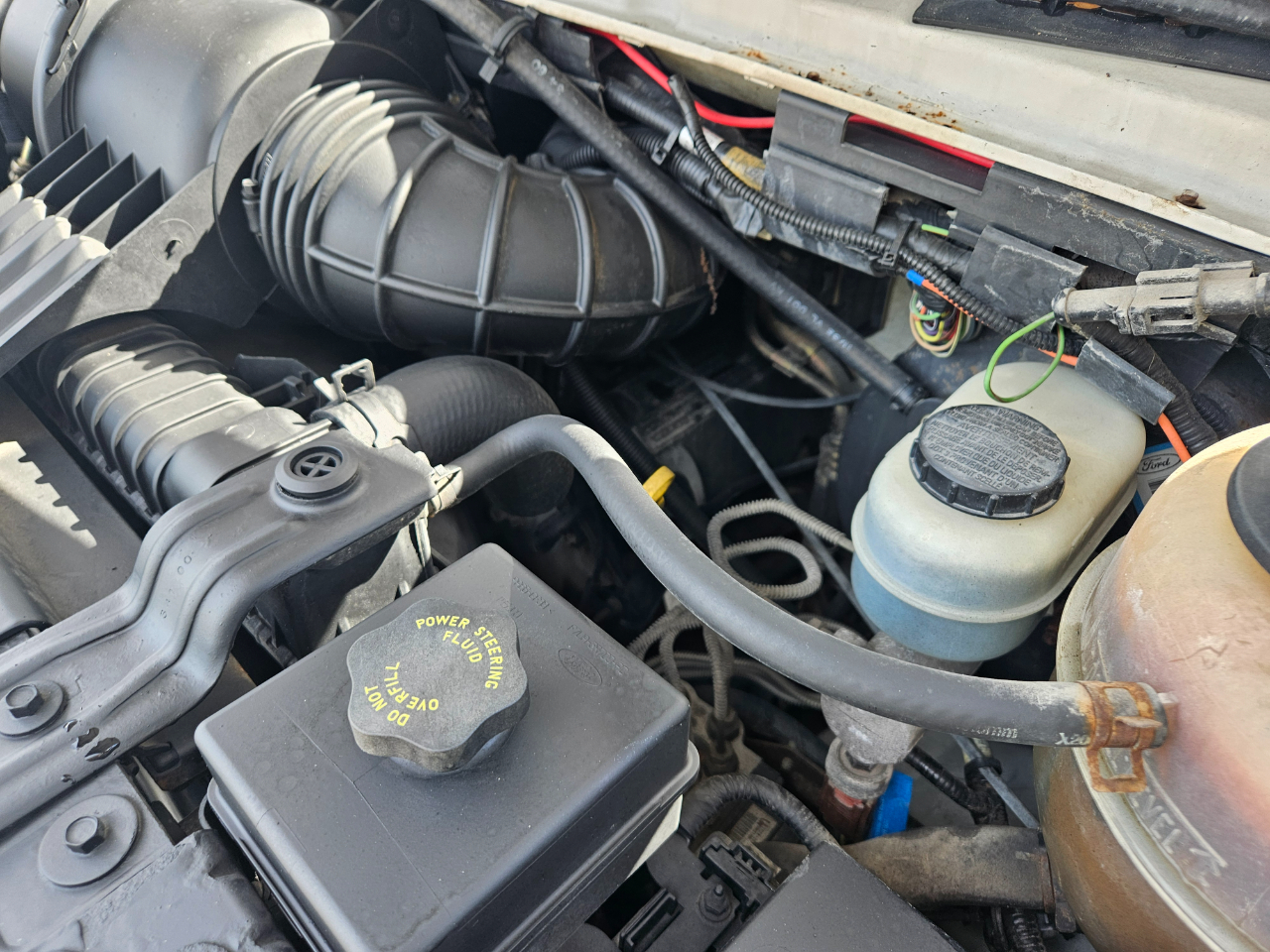 Ford Econoline Cargo E-350 Super Duty Extended 2001