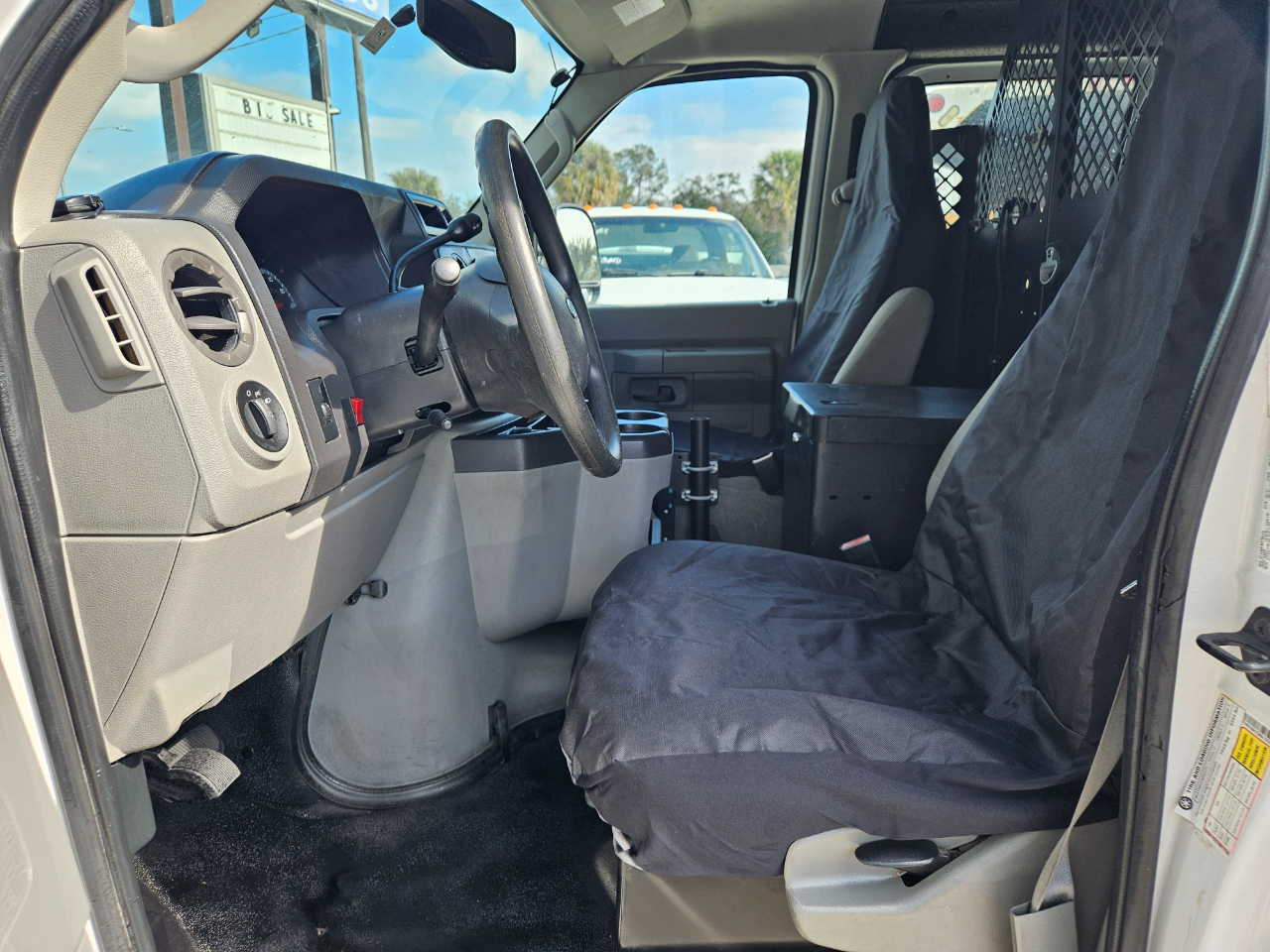 Ford Econoline Cargo  2012