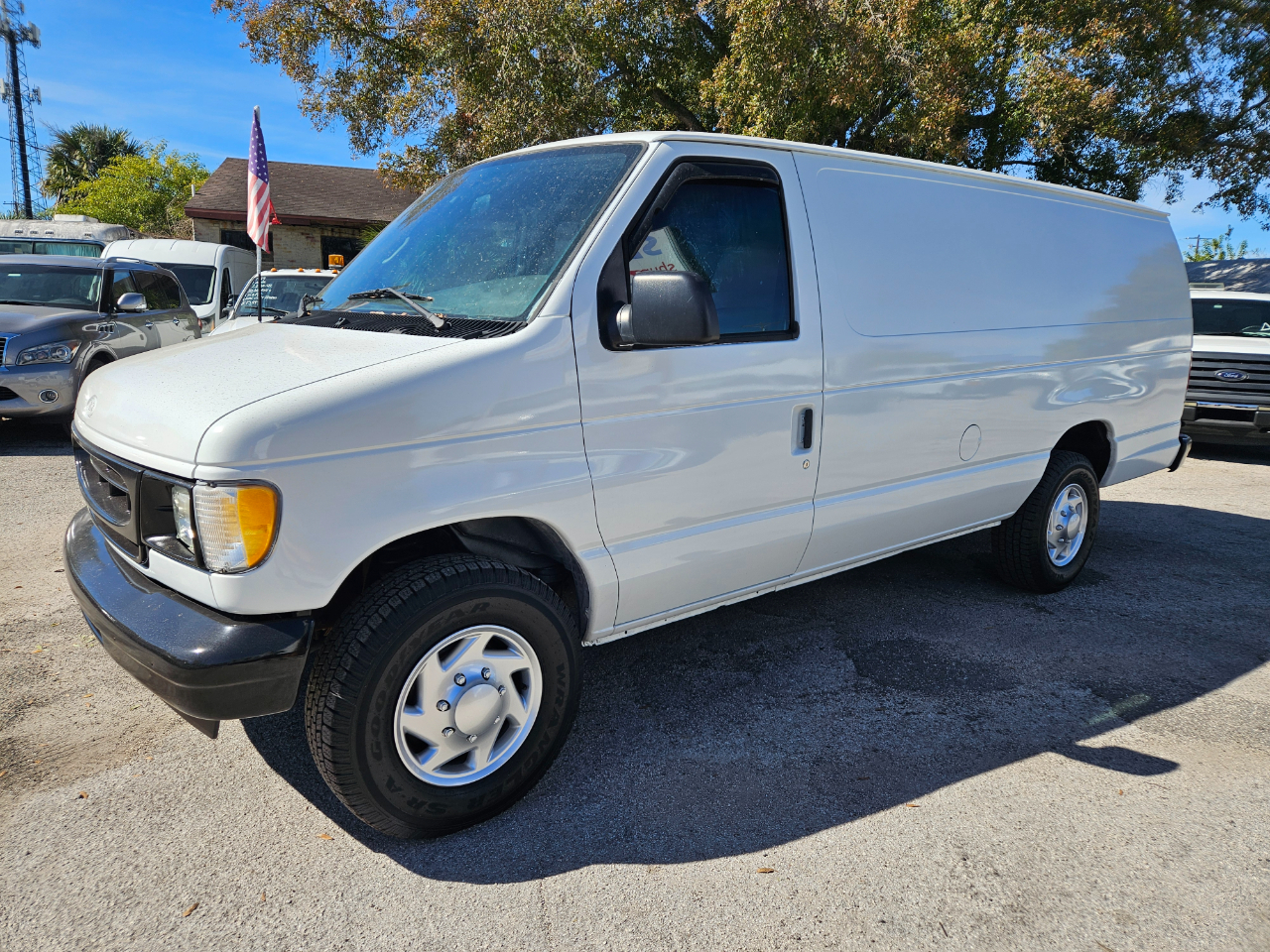 Ford Econoline Cargo E-350 Super Duty Extended 2001