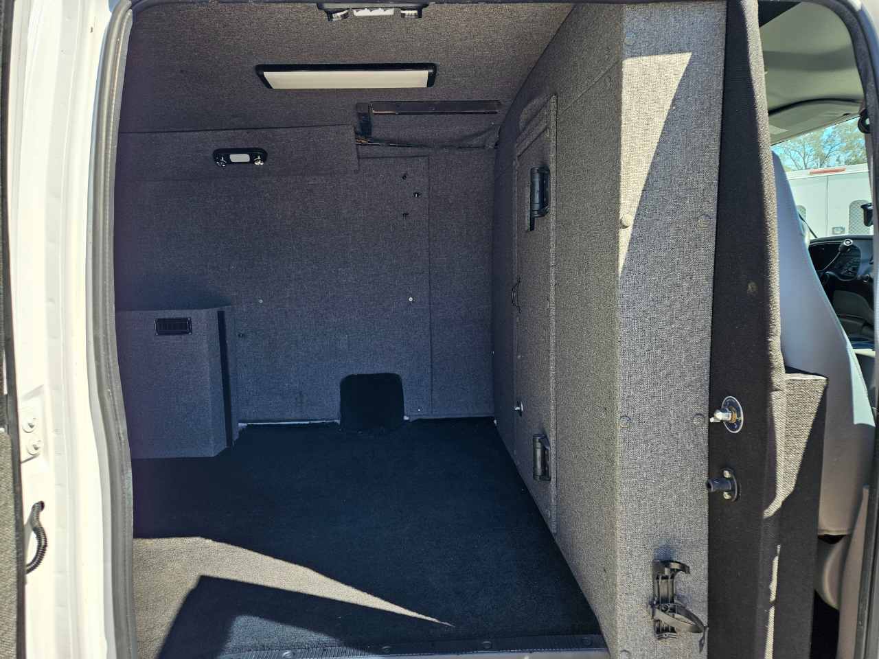 Ford Econoline Cargo E-350 Super Duty Extended 2001