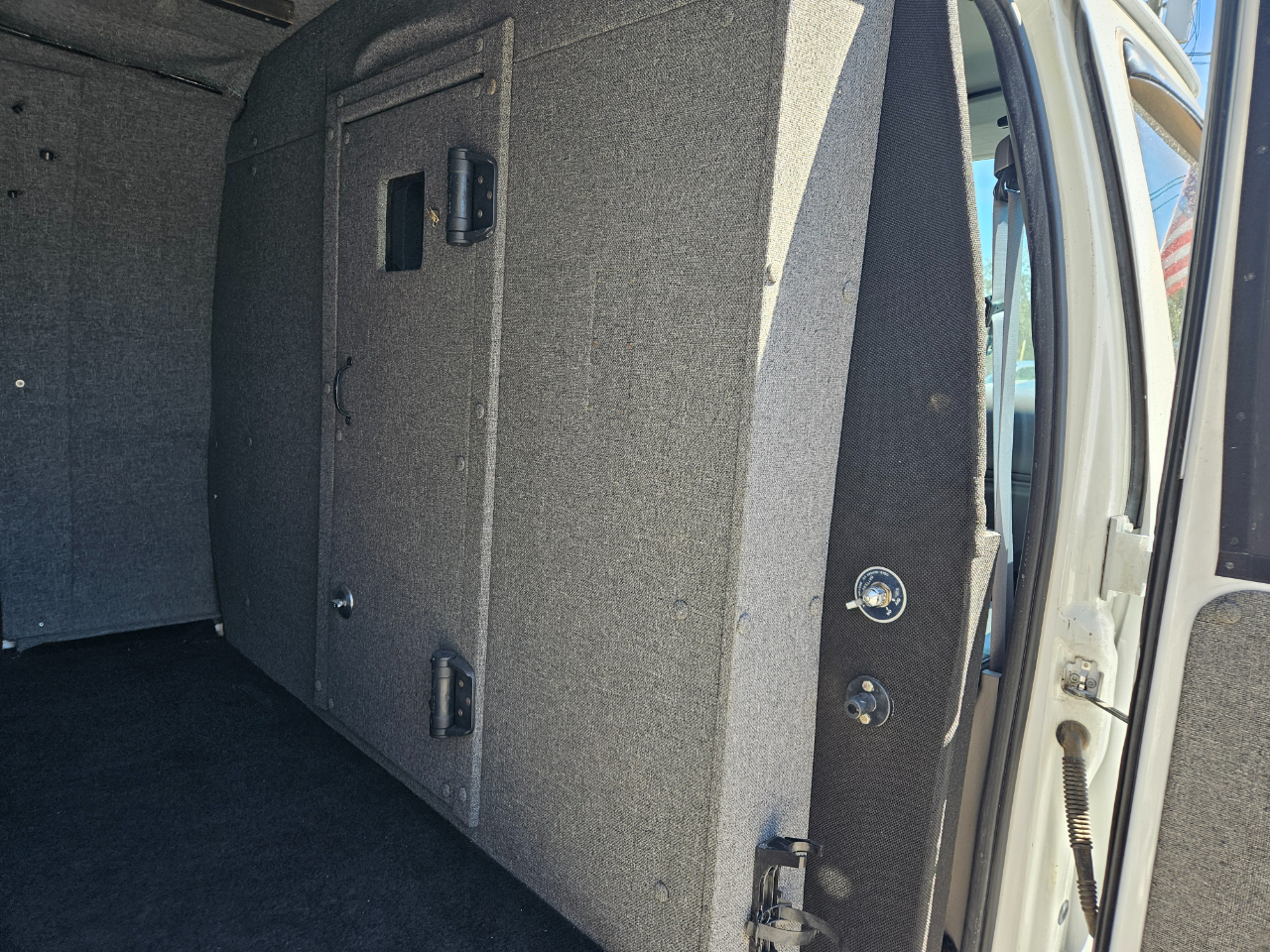 Ford Econoline Cargo E-350 Super Duty Extended 2001