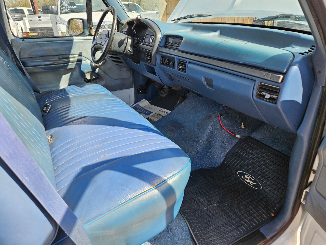 Ford F-150 XL 6.5-ft. Bed 2WD 1995