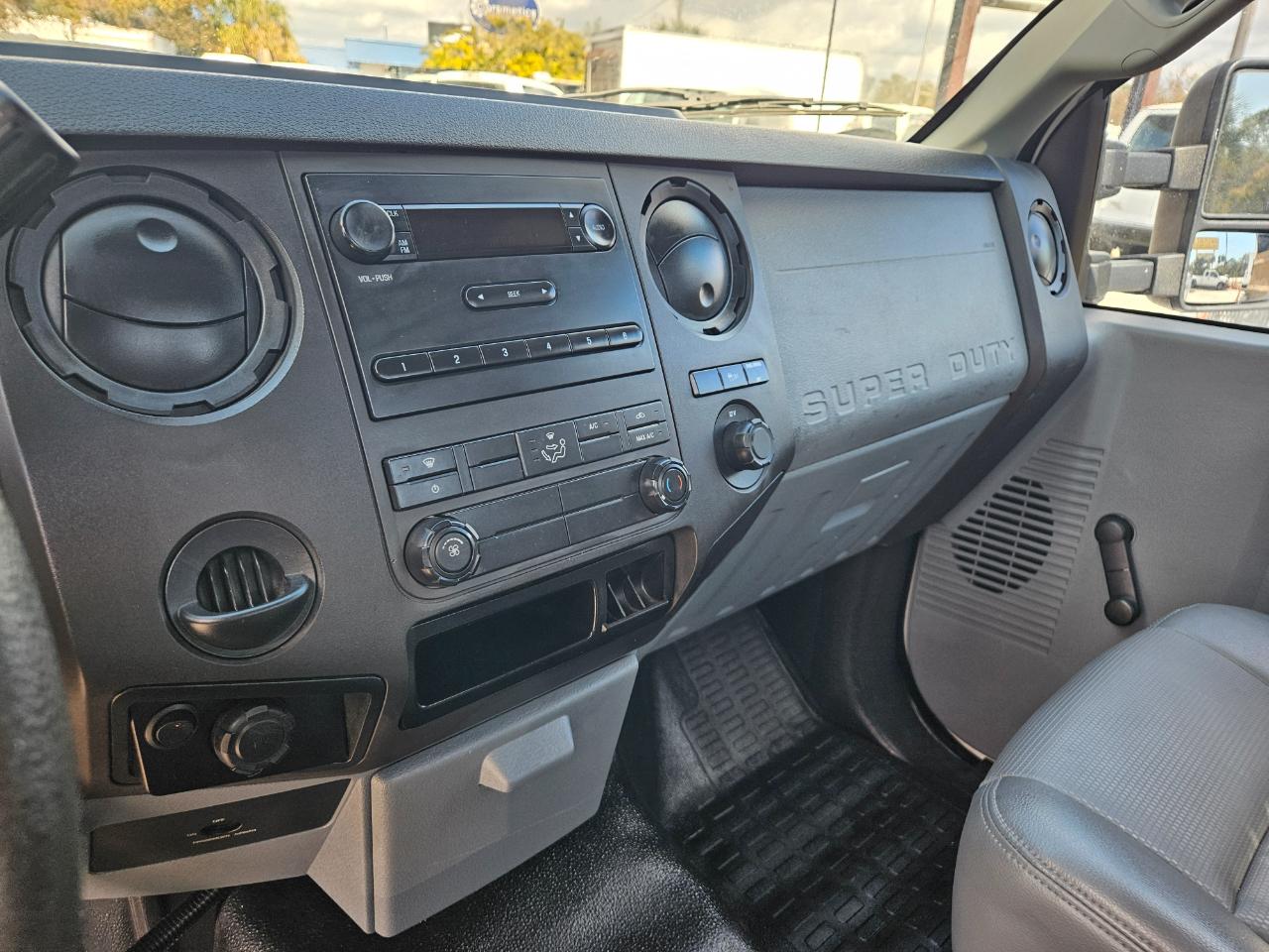 Ford F-250 XL HD Reg. Cab 2WD 2015