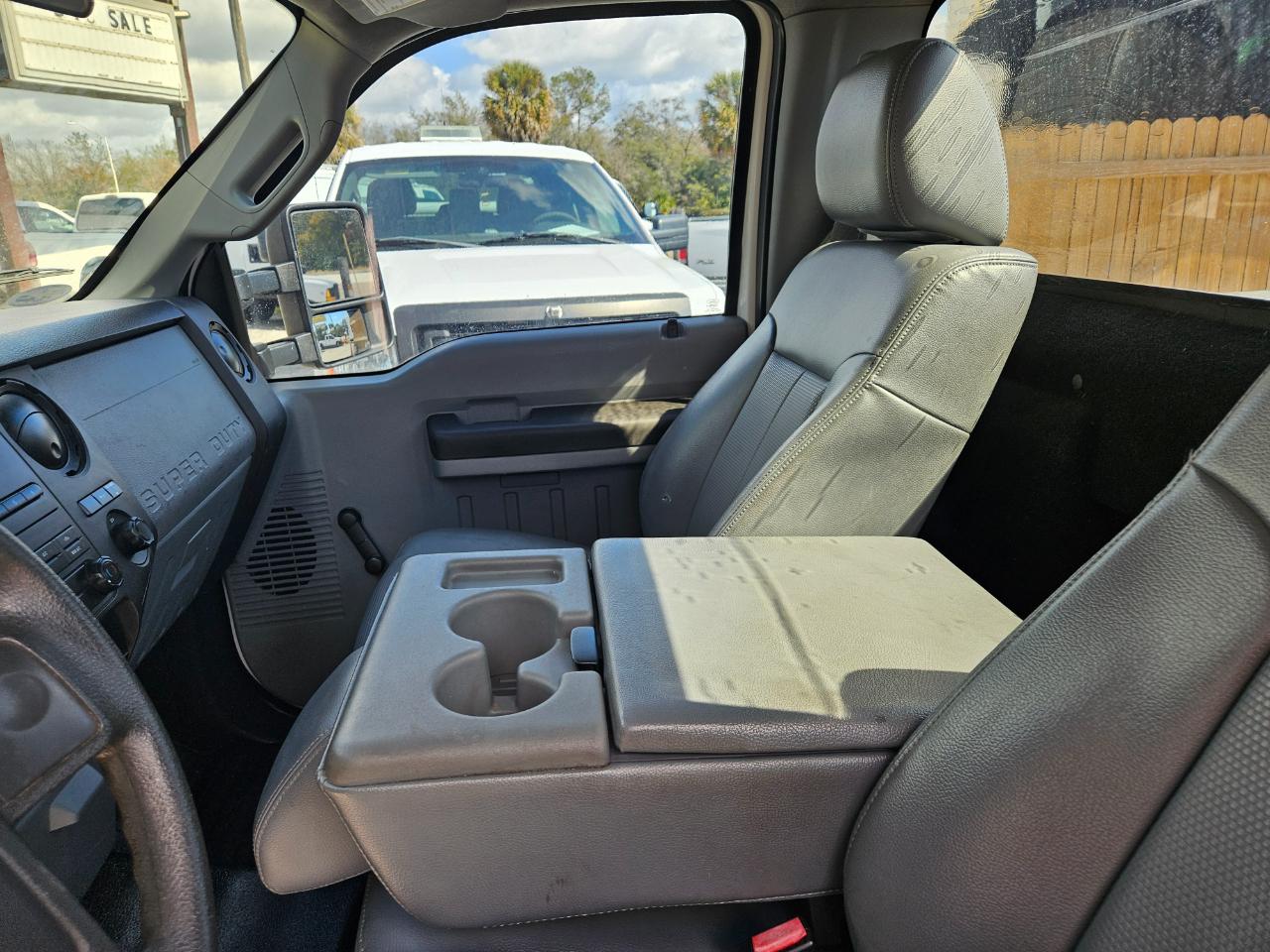 Ford F-250 XL HD Reg. Cab 2WD 2015