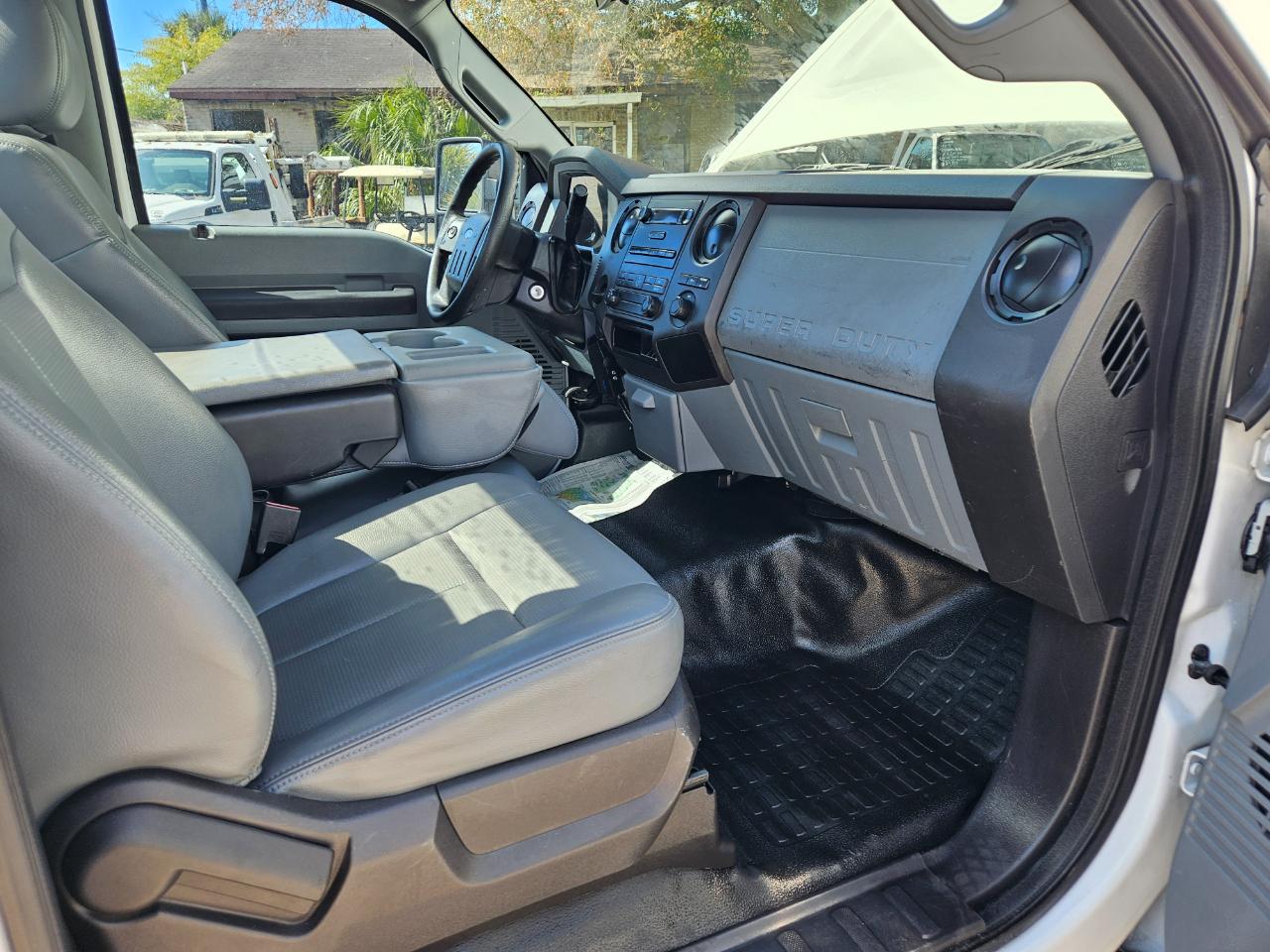 Ford F-250 XL HD Reg. Cab 2WD 2015