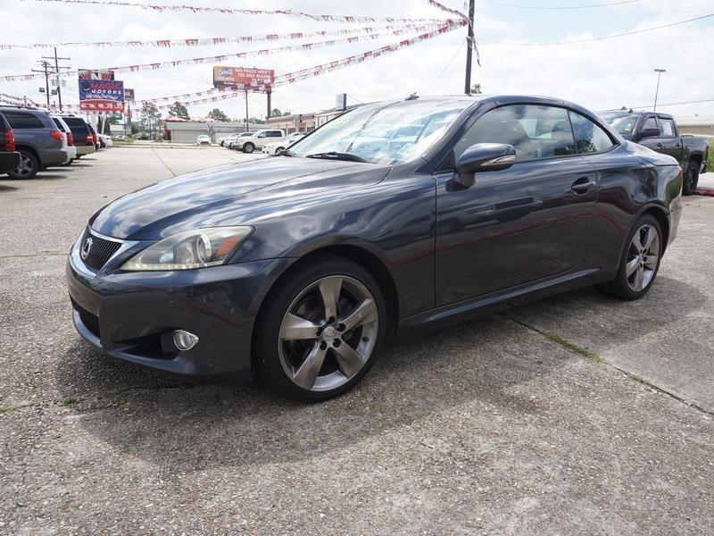 Lexus IS C 250 2011
