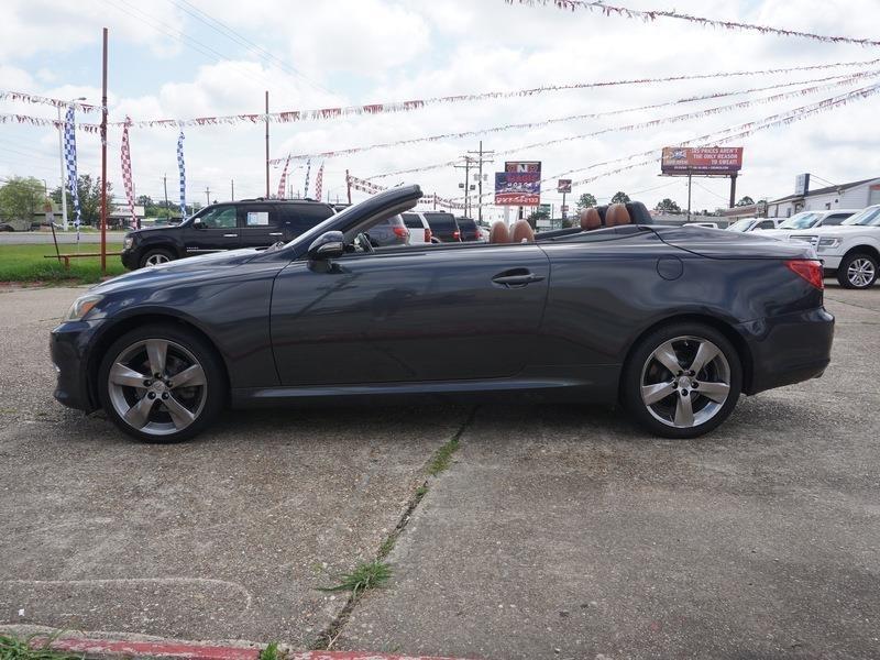 Lexus IS C 250 2011