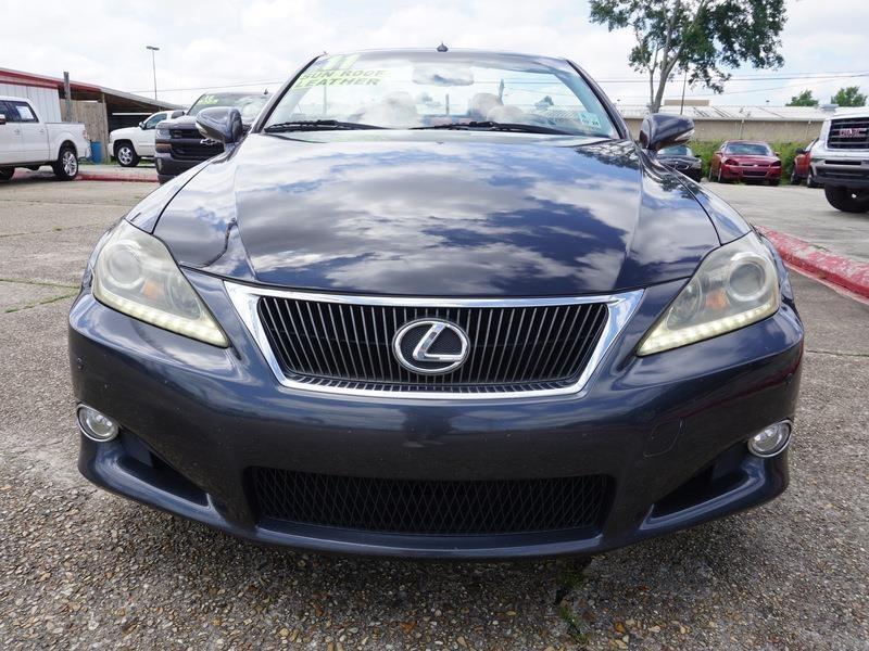 Lexus IS C 250 2011