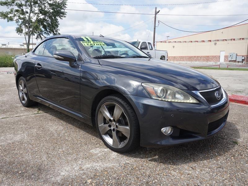 Lexus IS C 250 2011